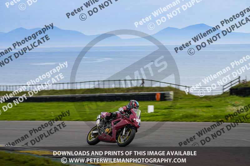 anglesey no limits trackday;anglesey photographs;anglesey trackday photographs;enduro digital images;event digital images;eventdigitalimages;no limits trackdays;peter wileman photography;racing digital images;trac mon;trackday digital images;trackday photos;ty croes